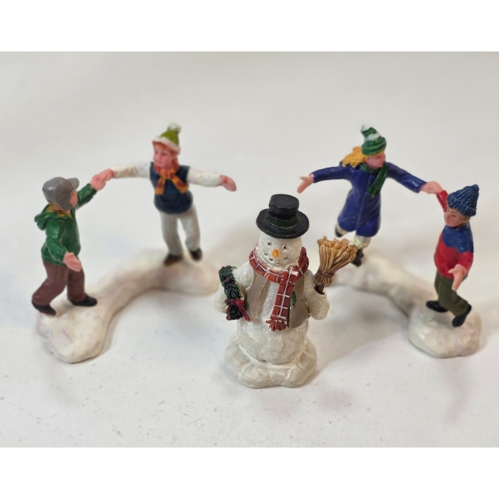 Lemax RING AROUND The SNOWMAN # 52112 Christmas Village Figurines 2005